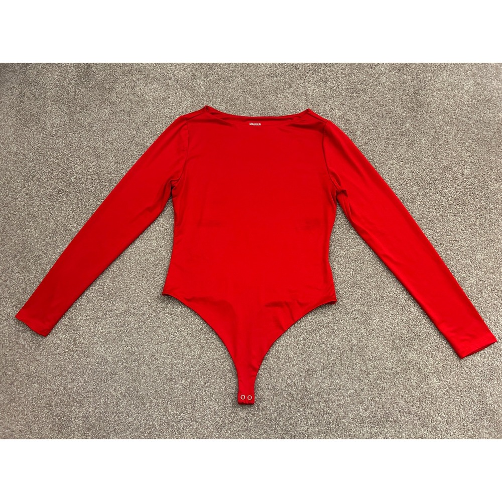 Madden NYC Bodysuit Womens Medium Red Excellent Long Sleeve Boat Neck NT551DP10